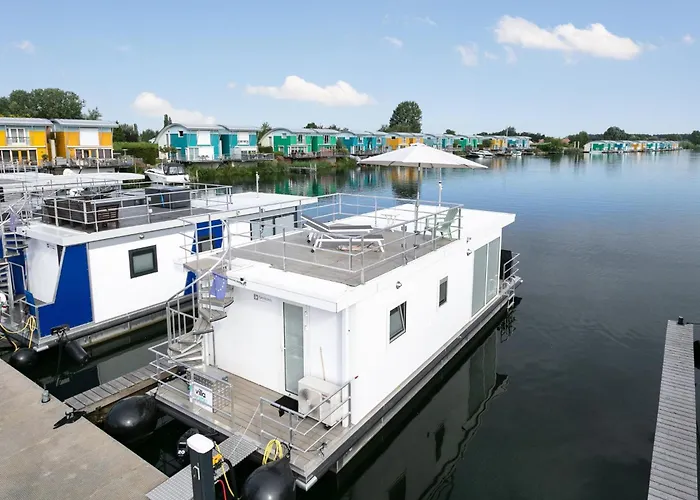 Semesterbostad La Serafat Maasbommel