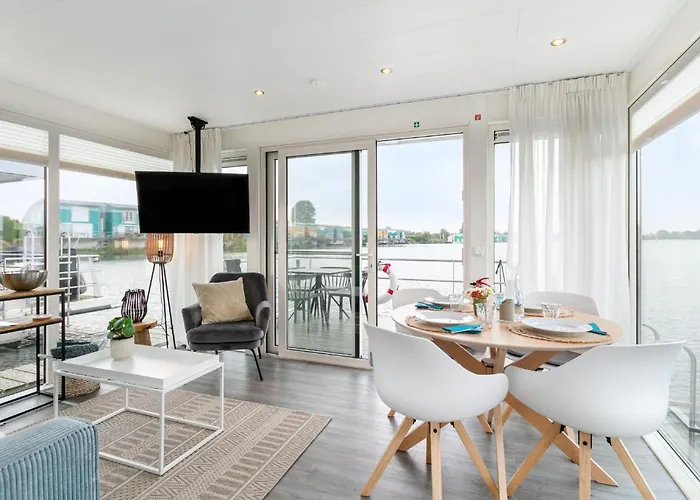 La Serafat Maasbommel